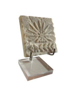 Vergina’s Sun in gray marble